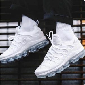 Nike air vapormax plus!!!!!